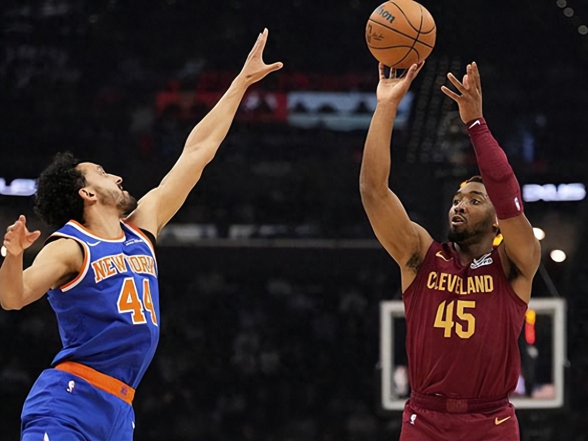 乐鱼官网转会期NBA季后赛焦点战；马赛手感冰凉；气氛紧张；医务组通报恢复的简单介绍